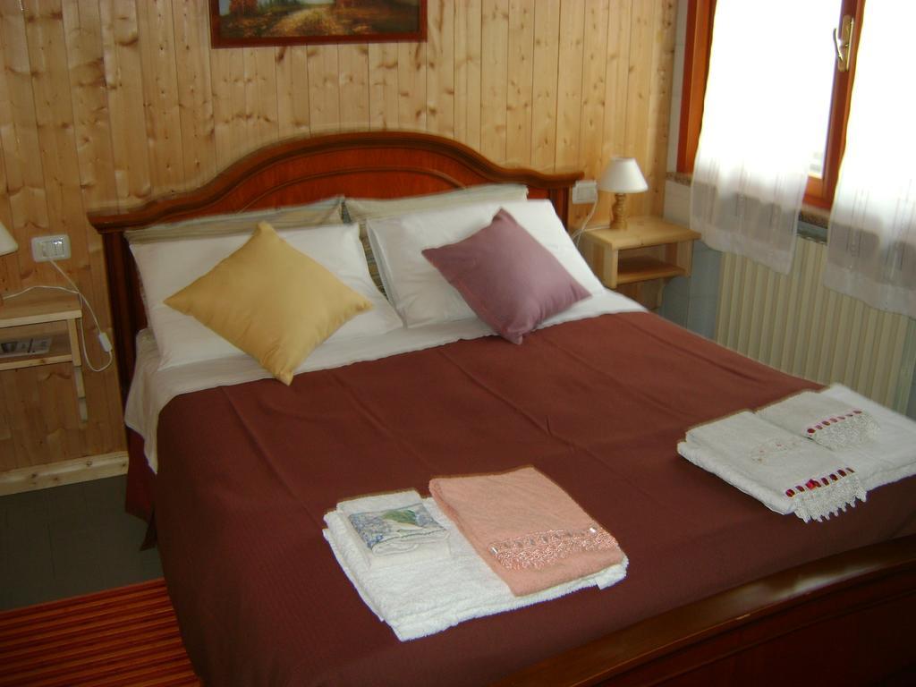 فونتانيلاّتو B&B Lattemiele الغرفة الصورة