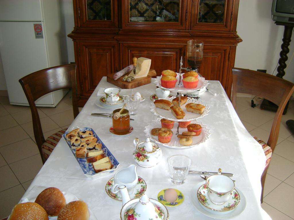 فونتانيلاّتو B&B Lattemiele المظهر الخارجي الصورة